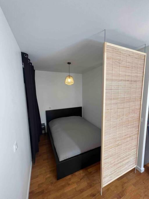 Climatise / Centre-ville / 4 Personnes Apartment *